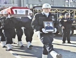 Şehit amire törenle veda