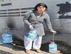 Musluktan çamur akıyor