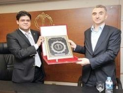 Ankara 100 AVM yi bile ayakta tutar