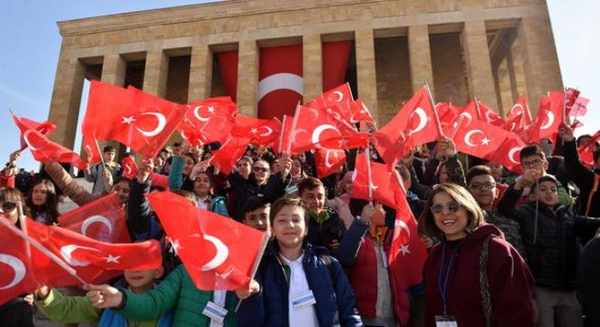 Anıtkabir cıvıl cıvıl