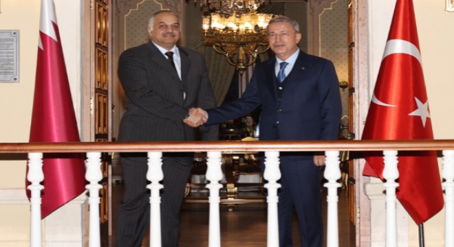 Bakan Akar, Katar Savunma Bakanı Halid bin Muhammed el-Atiyye ile bir araya geldi