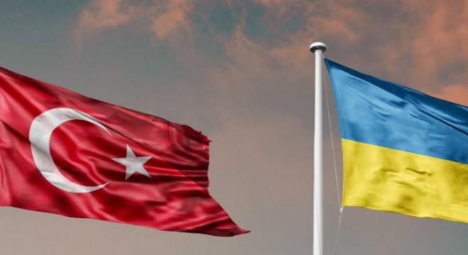 Bakan Akar, Ukrayna Savunma Bakanı Reznikov ile görüştü