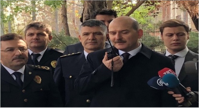Bakan Soylu, telsizden polislere seslenerek, kendilerini kutladı
