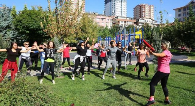 Başkan Altınok’tan parkta spora davet