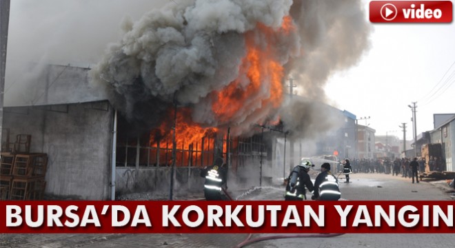 Bursa da mobilya fabrikası küle döndü