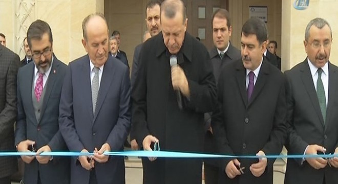 Cumhurbaşkanı Erdoğan, Sancaktepe de cami açılışı gerçekleştirdi