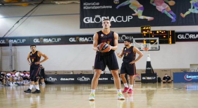 Gloria Cup Uluslararası Erkekler Basketbol Turnuvası’nda ikinci yarı başlıyor