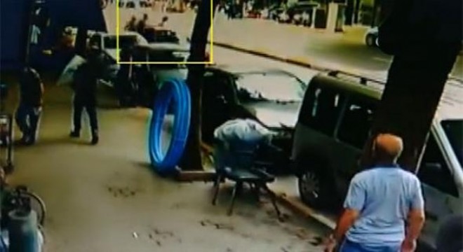 Karaköy de ortalığı birbirine kattı... Linç ediliyordu