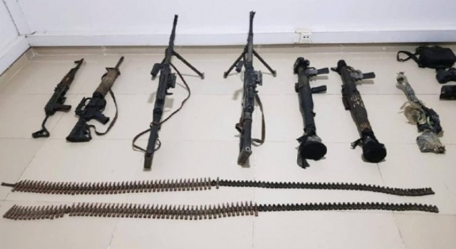 MSB, Gara daki mağarada ele geçirilen silahların görüntüsünü paylaştı