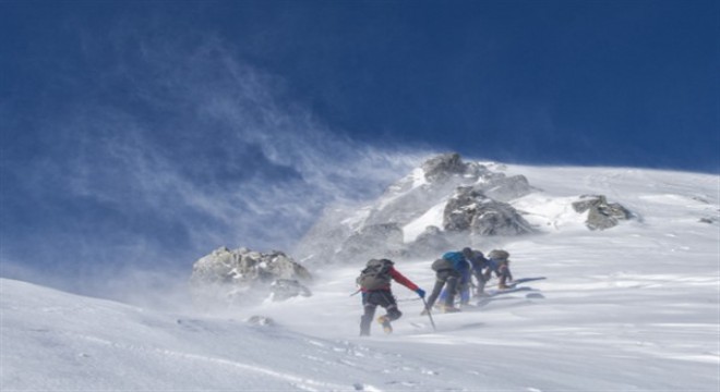 Meteoroloji den kuvvetli rüzgar ve çığ uyarısı