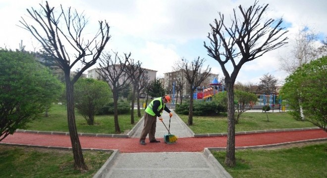 Pursaklar’ın parklarına bahar bakımı