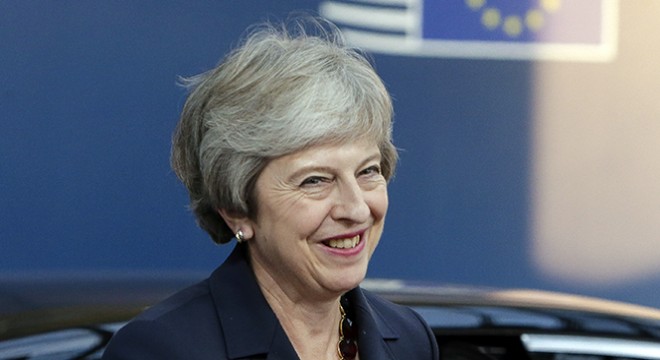 Theresa May Brexit te ısrarlı