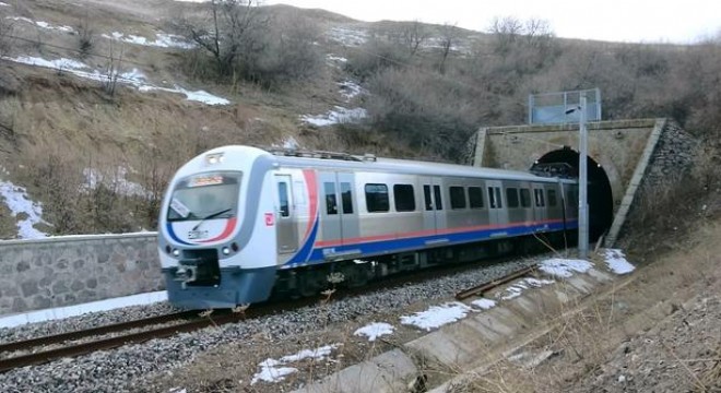 Tren gelir hoş gelir