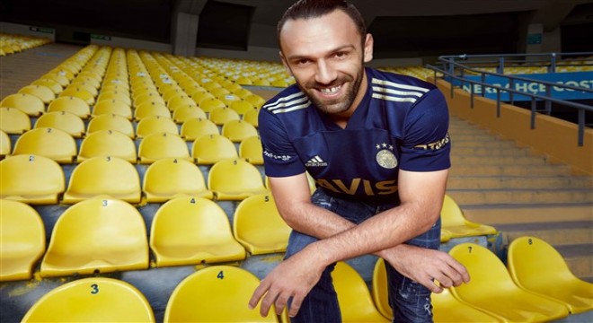 adidas tarafından hazırlanan 2020-2021 sezonu Futbol A Takım formaları taraftarlarla buluşuyor