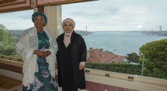 Emine Erdoğan, Nijerya Devlet Başkanı'nın eşi Oluremi Tinubu ile görüştü