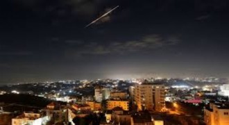 İran, Yeni Lideri Sonrası İsrail’e Üç Dalga Füze Saldırısı Düzenledi