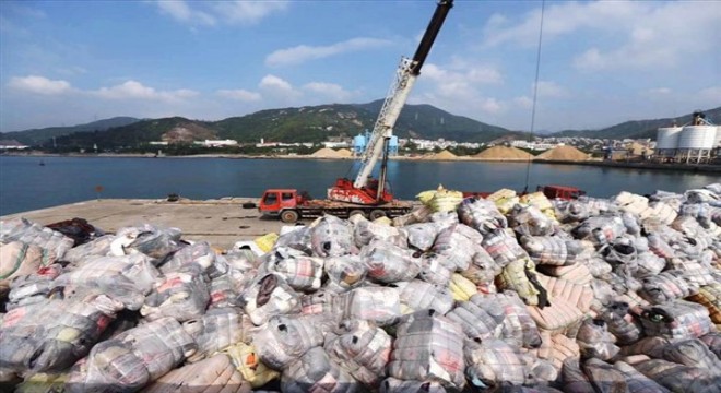 Çin, yurtdışından katı atık getiren 18 limanı kapattı