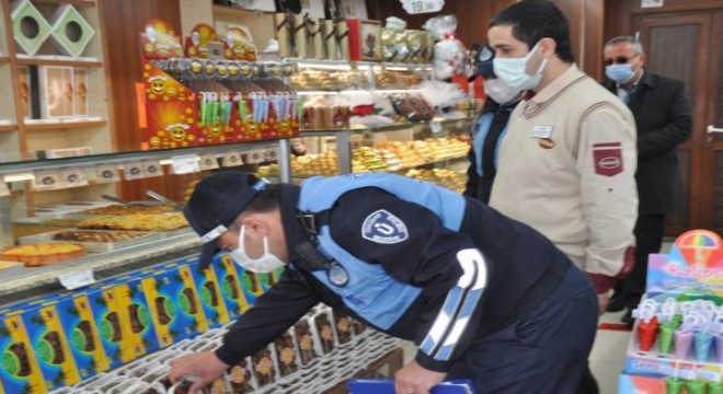 Üsküdar da zincir marketlere yüksek fiyat denetimi yapıldı